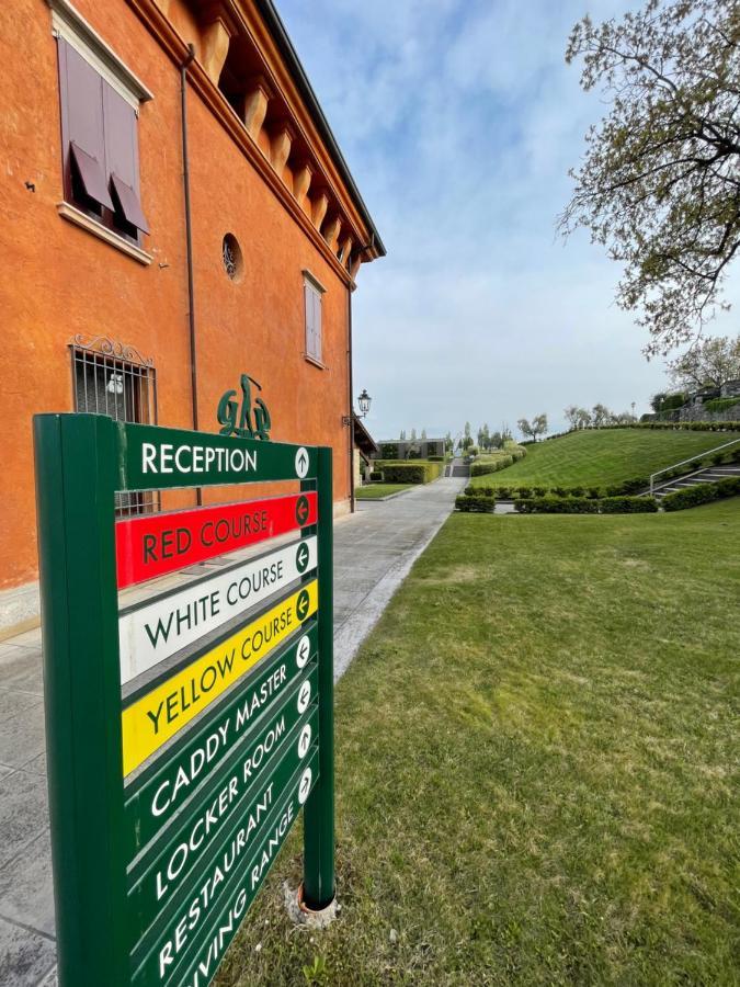 Вилла Garda Golf House Сойано-дель-Лаго Экстерьер фото