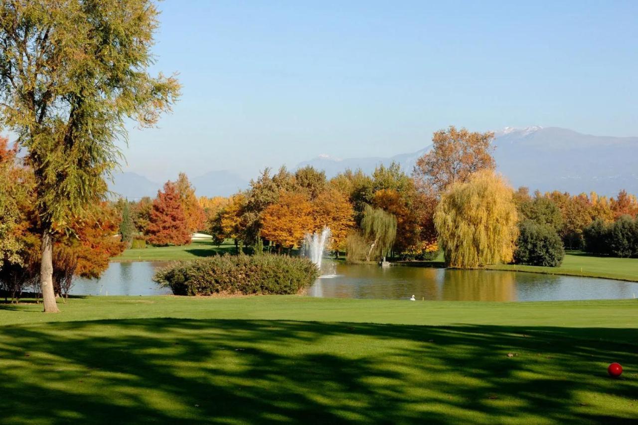 Вилла Garda Golf House Сойано-дель-Лаго Экстерьер фото
